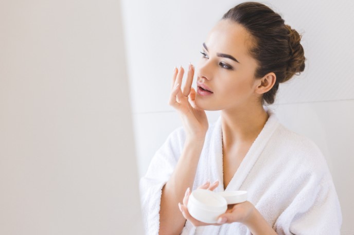 догляд за обличчям