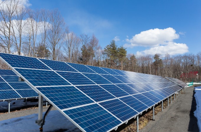 сонячні панелі для бізнесу. сонячні панелі для бізнесу.